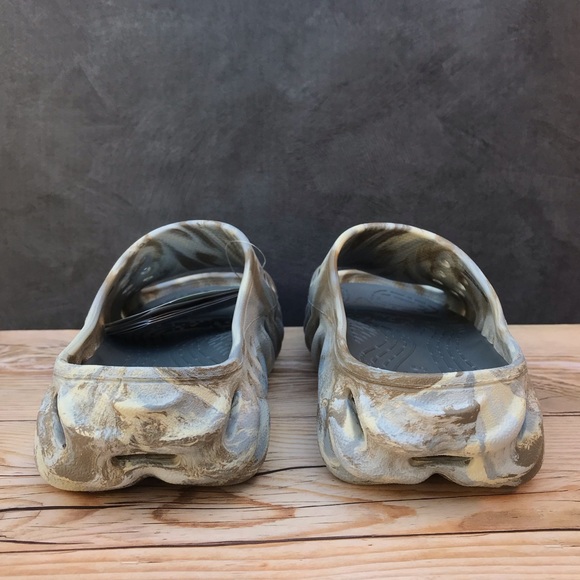 Crocs Echo Marbled Slide - Picture 10 of 16